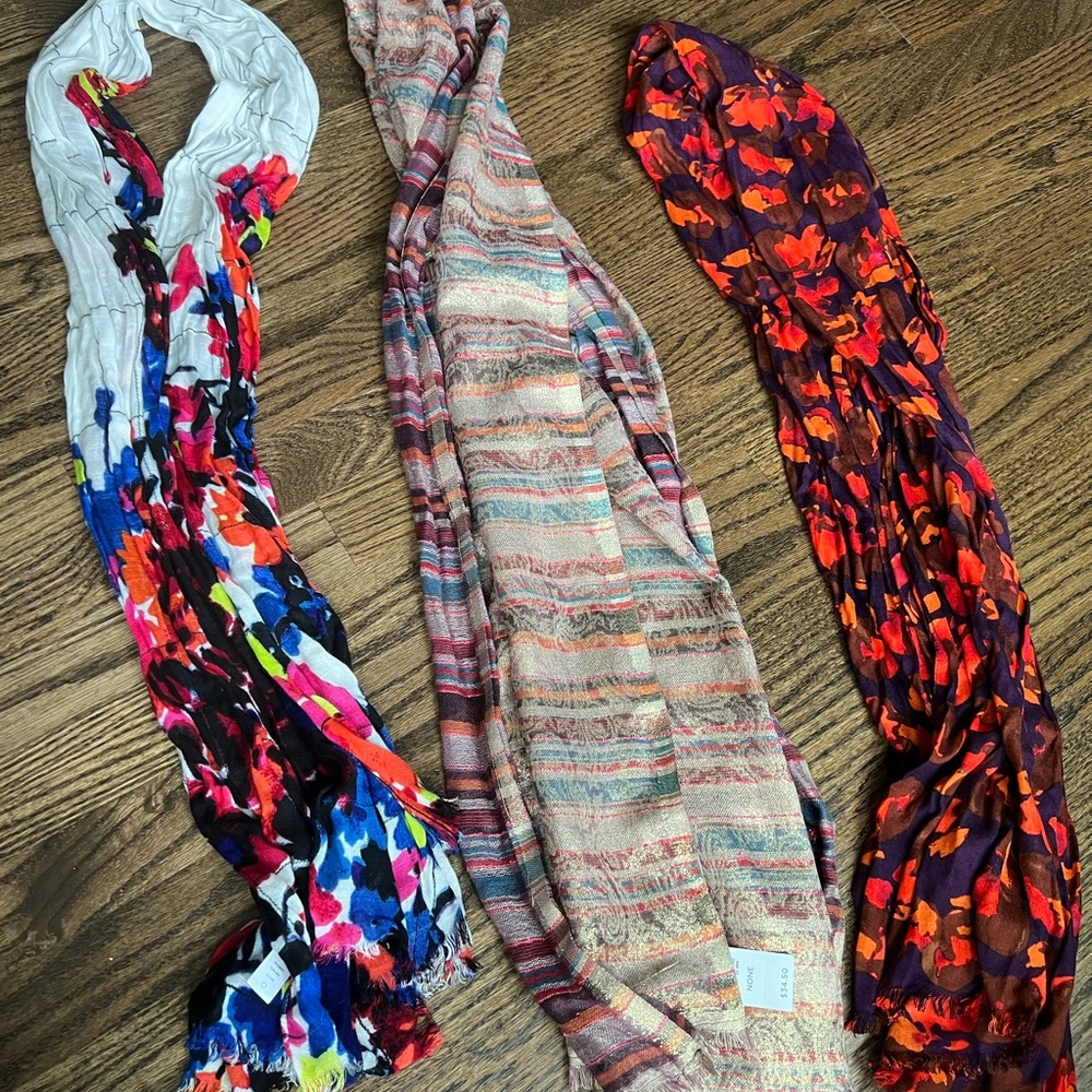 Set of 3 LOFT scarves